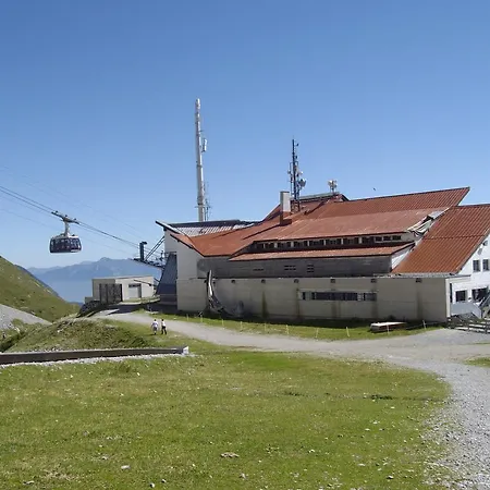 アパート Alexander *